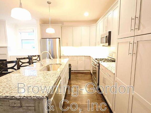 4th image of 6539 Thunderbird Dr