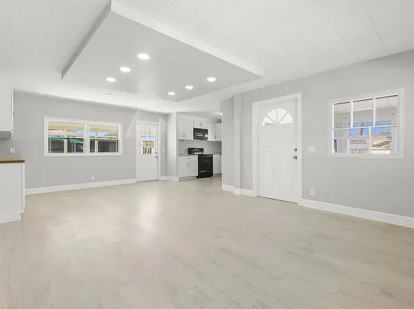 2505 E Bay Dr Lot 88, Largo, FL 33771