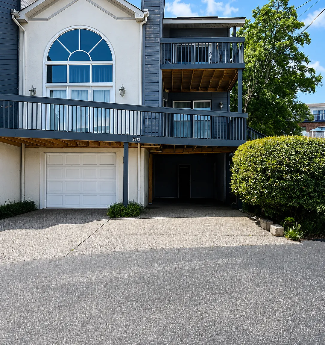 3 bed, 1964 sqft, $2,300 — Photo 1