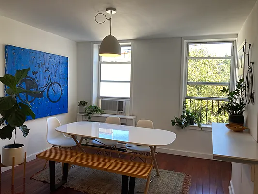 Rented by RELO REDAC INC. | media 12