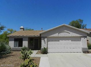 8621 N Rasmussen Ave, Tucson, AZ 85742