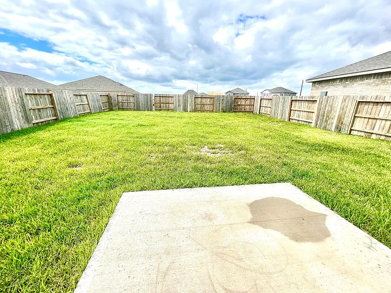 5915 Grantgrala Dr — Photo 29