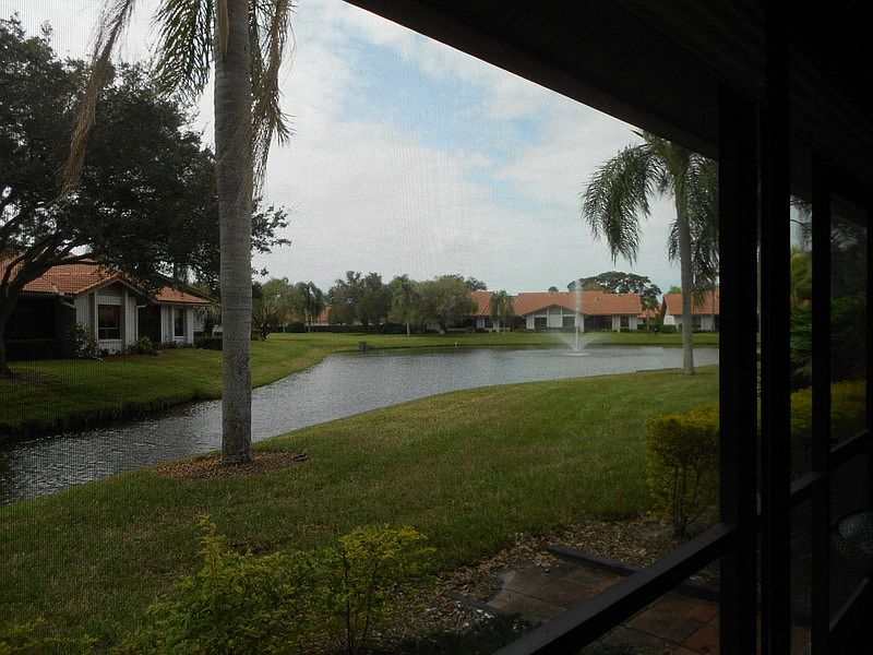 1st image of 4047 Wilshire Cir E #135