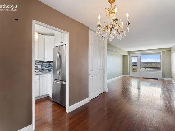4705 Henry Hudson Parkway 15M image 1 of 16