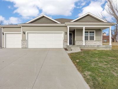 701 Prairie View Dr, West Branch, IA, 52358