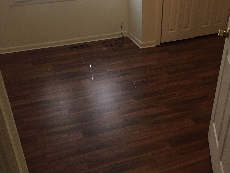 2nd image of 106 Hunter Pl
