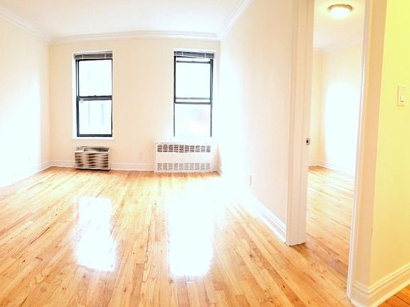3rd image of 1325 3rd Ave APT 5B