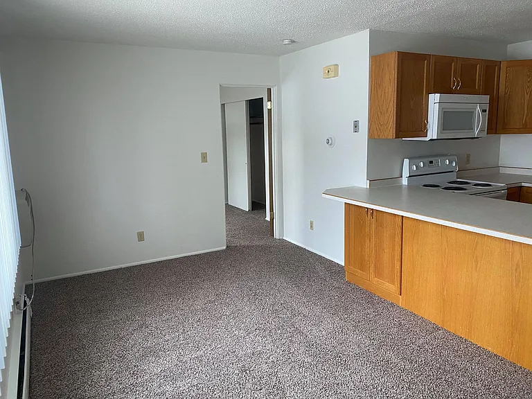 Skaff Apartments - Moorhead — Photo 12