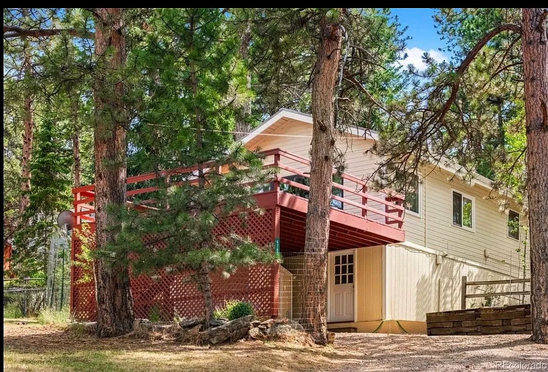 2 bed, 900 sqft, $2,495 — Photo 1