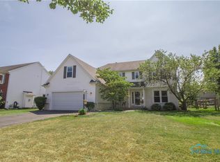 1800 Crossfields Rd, Perrysburg, OH 43551