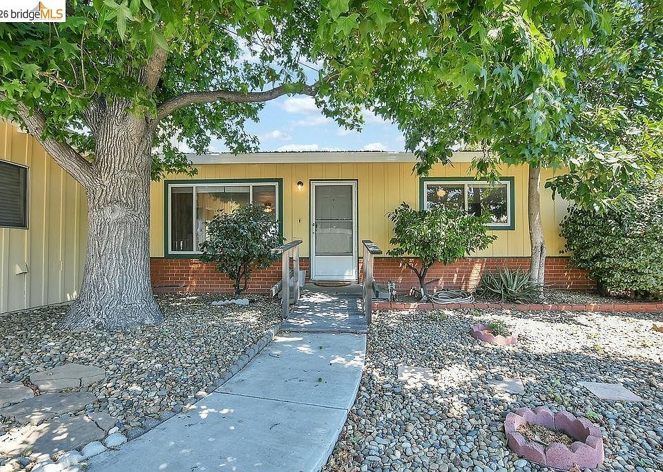 1st image of 609 Lynn Ave