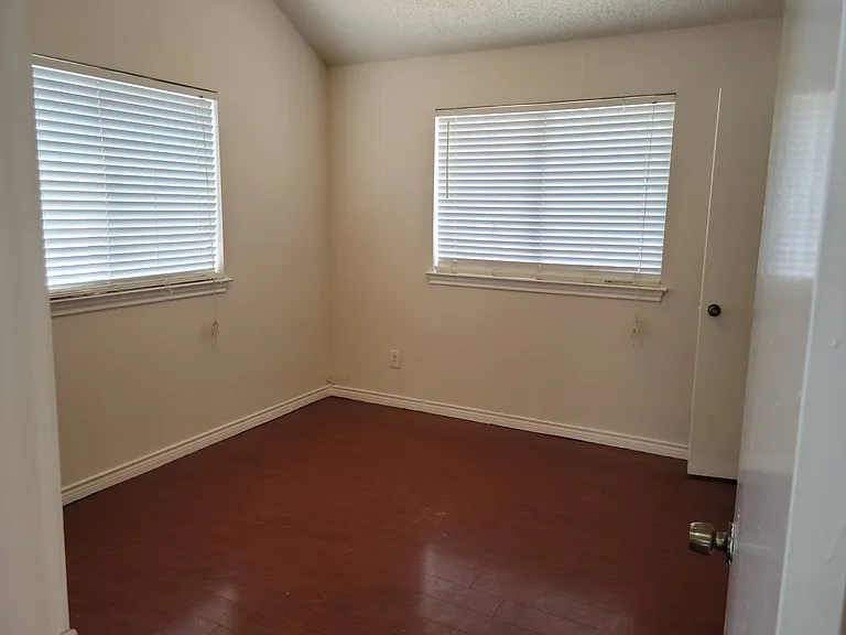 3411 Taurus Dr — Photo 7