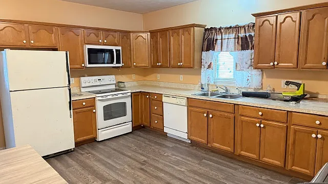 3 bed, 1056 sqft, $2,400 — Photo 4