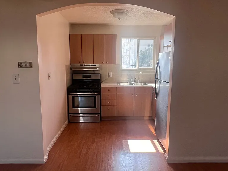 5350 Russell Avenue — Photo 15
