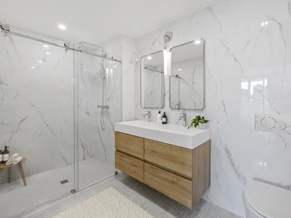 78-29 Austin Street image 7 of 24