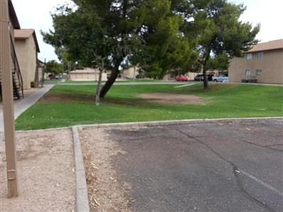 2nd image of 260 W 8th Ave #27