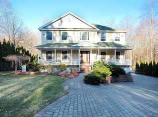 840 Rivervale Rd, River Vale, NJ 07675