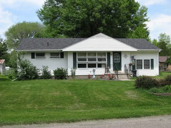 245 W Gossett St, Roseville, IL 61473