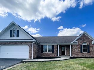 40 Country Manor Blvd, Madison, IN 47250
