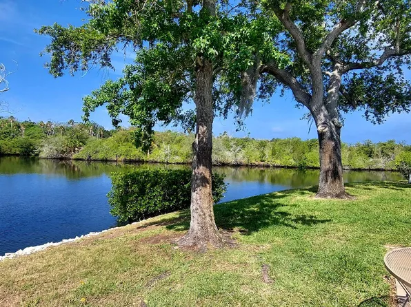 4211 Hampton Dr, New Port Richey, FL 34652