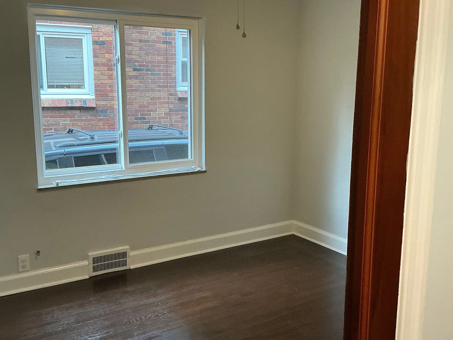 3 bed, 1.5 bath, 1750 sqft, $1,600 — Photo 4
