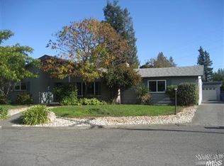 24 Brighton Ct, Santa Rosa, CA 95403