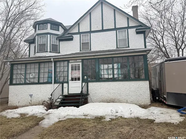 115 24th STREET E, Prince Albert, SK S6V 1R6