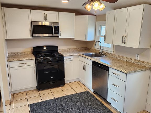 2nd image of 58 Cornell Ave Floor 2