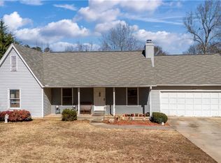 4350 Price Rd, Gainesville, GA 30506
