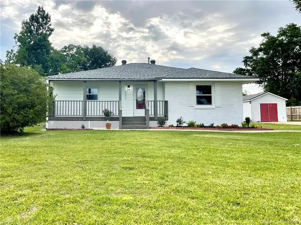 207 Rio Hondo St, Sulphur, LA 70663
