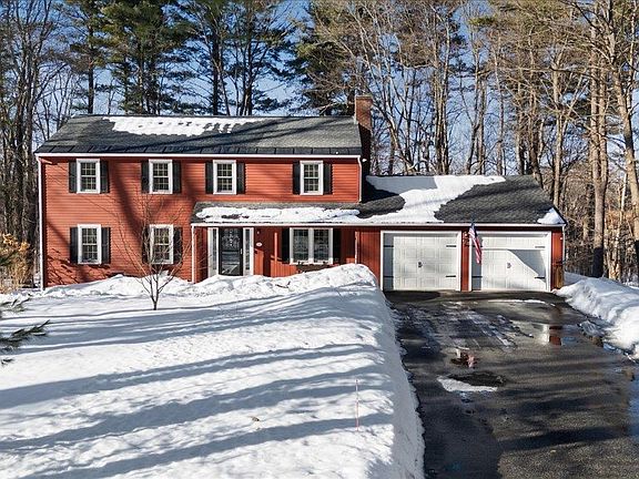 2nd image of 11 Farview Hill Road