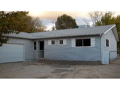 609 Panorama Dr photo 1
