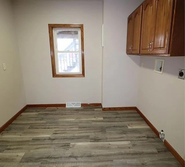 634 E Oshkosh St — Photo 4