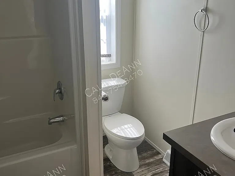 17 Greenwood Dr — Photo 7