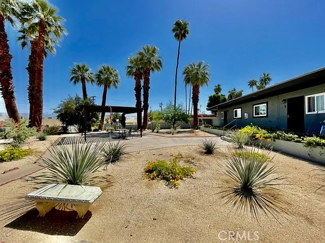 1 bed, 700 sqft, $1,595 — Photo 2