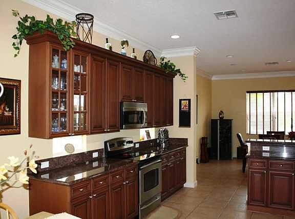 3rd image of 339 Sheffield Circle