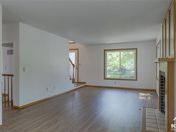 5th image of 4047 N Cranberry St