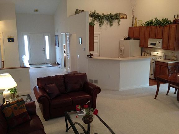 5th image of 6913 Joysmith Cir