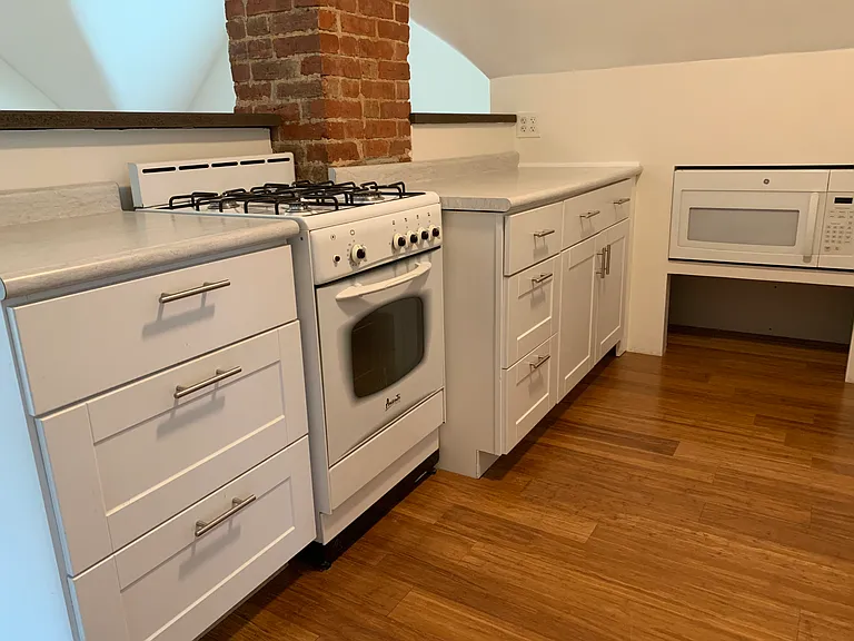 296 Hilldale Ave #3 — Photo 7