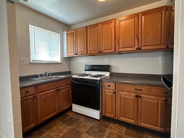 3633 Greenmount Ave APT 204