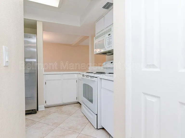 602 Desoto Dr — Photo 10