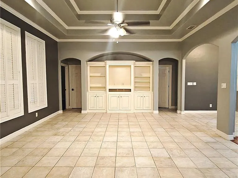 2516 Sequoia Dr — Photo 2