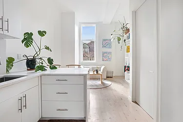 Rented by Artifact.co