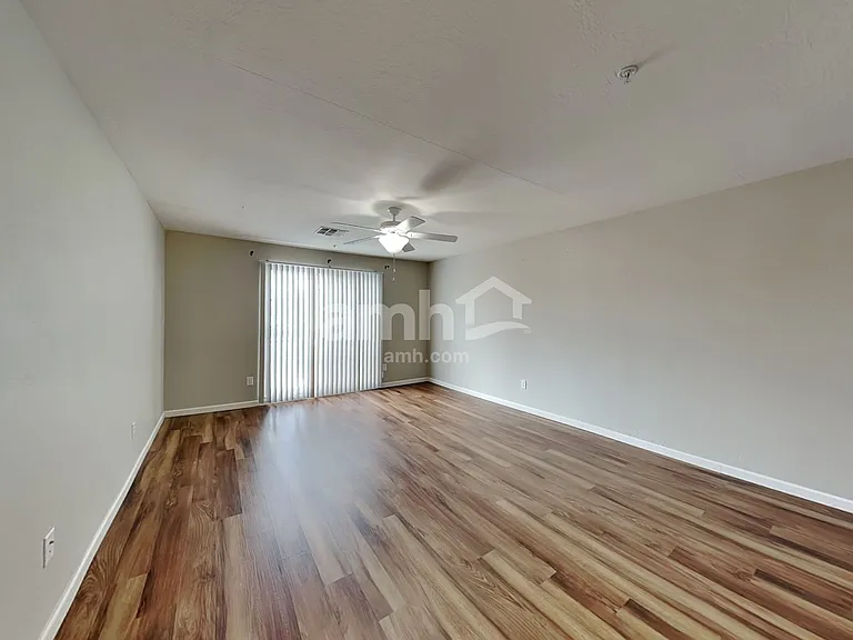 20759 W Maiden Ln — Photo 11