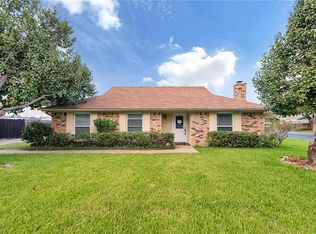 3937 Hemlock St, Fort Worth, TX 76137
