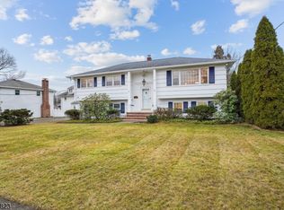 11 Ronald Dr, Clifton, NJ 07013