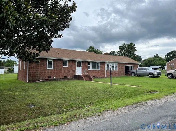 5002 Glendale Ave, North Dinwiddie, VA 23803