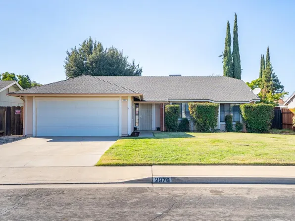 2976 Terry Ave, Clovis, CA 93612