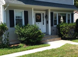 18 Ridgeland Ter, Rye, NY 10580