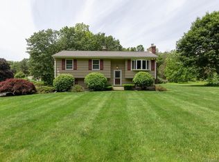 299 Riggs St, Oxford, CT 06478